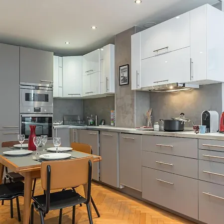 Cosy 2 Bdrs Near Garibaldi - Old Town - Harbor Appartement *