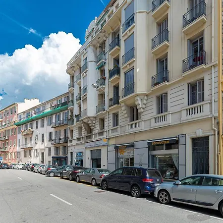Cosy 2 Bdrs Near Garibaldi - Old Town - Harbor Apartment
